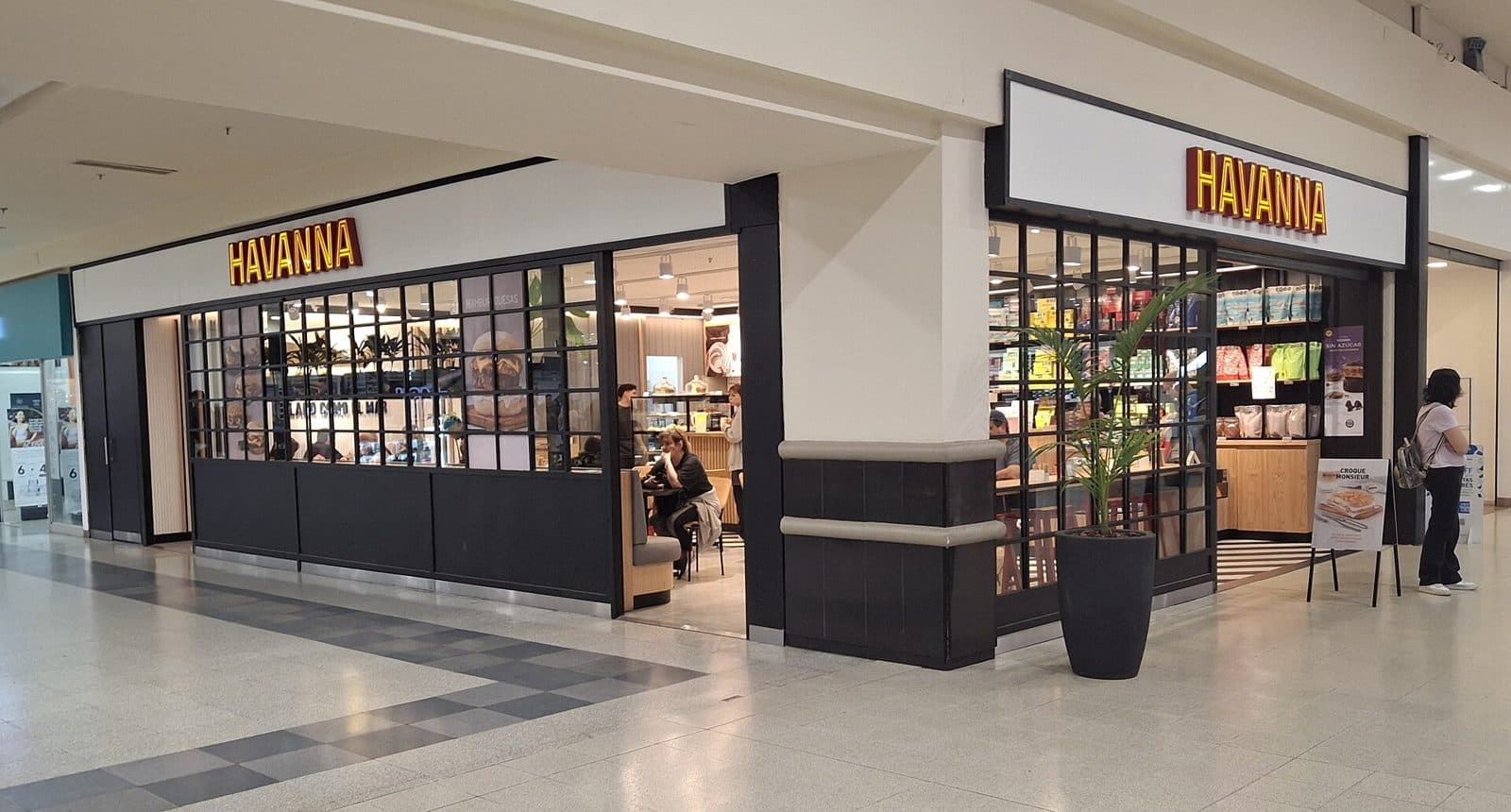 Cafetería Havanna en el centro comercial Factory Parque Brown, en Buenos Aires